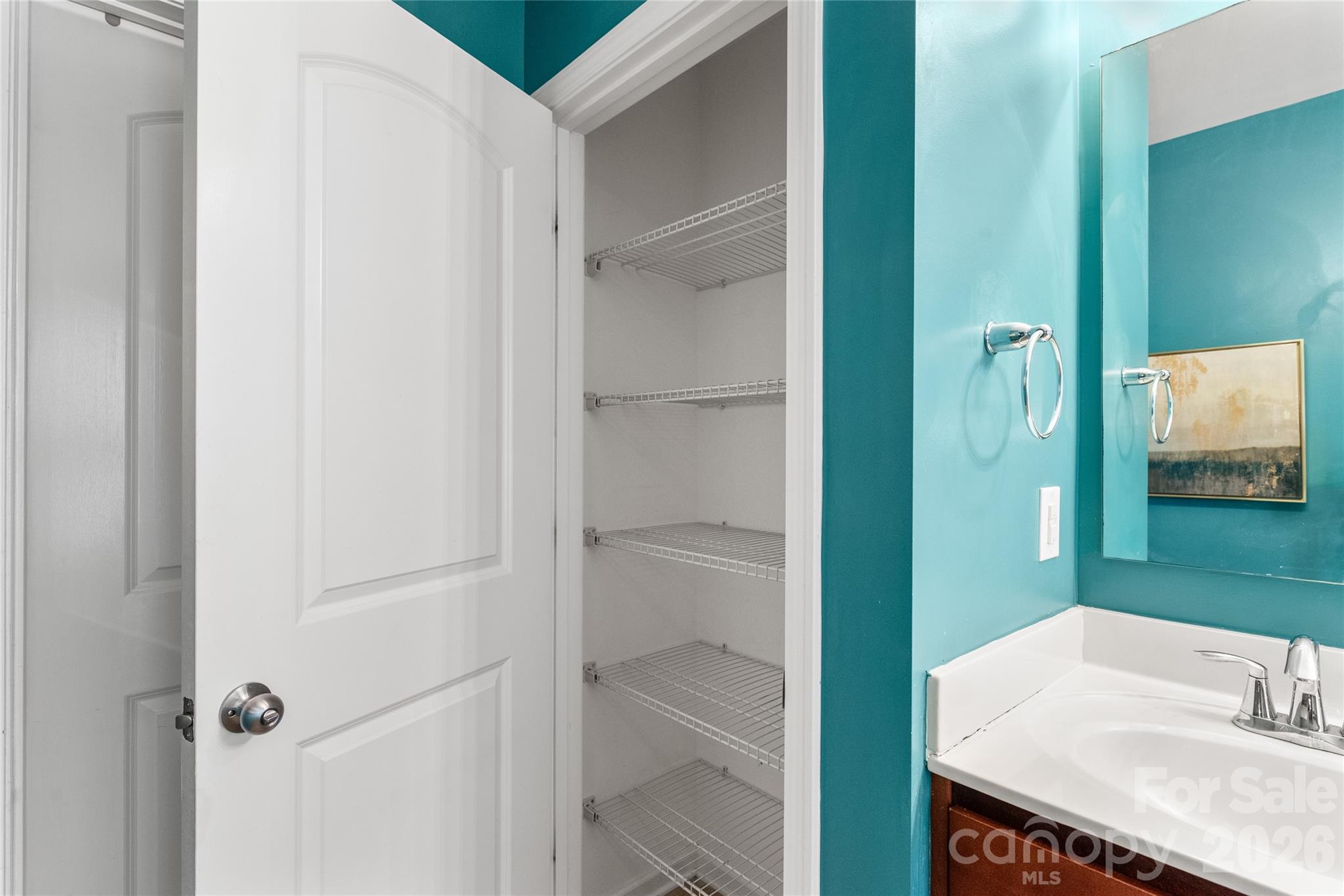 10229 Snowbell Court Charlotte, NC 28215 - Photo 13 of 46