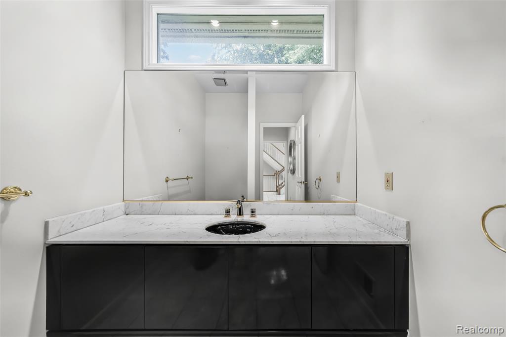 4532 Franklin Mill Road Bloomfield Hills, MI 48301 - Photo 17 of 49 Gallery Image 17