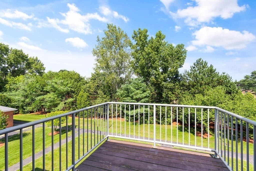 7 Conant Road, Unit 9 Winchester, MA 01890 - Photo 21 of 32