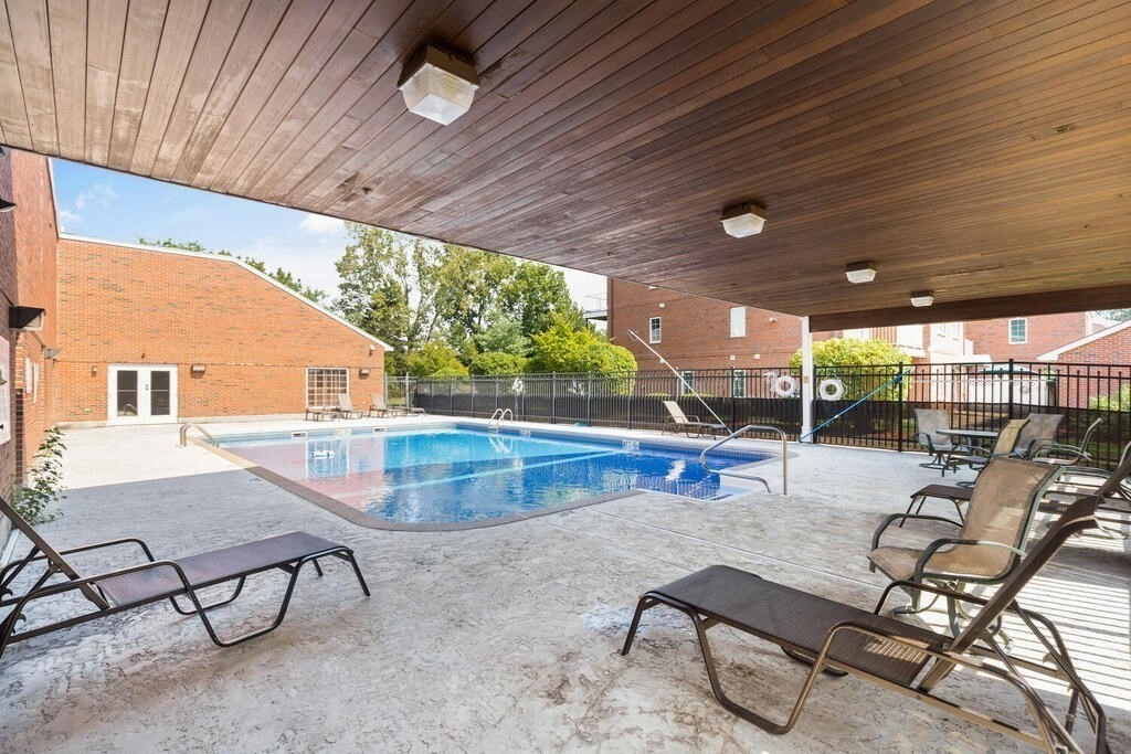 7 Conant Road, Unit 9 Winchester, MA 01890 - Photo 27 of 32