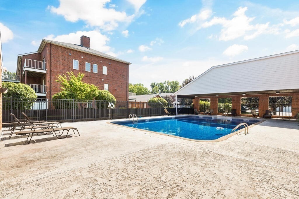 7 Conant Road, Unit 9 Winchester, MA 01890 - Photo 28 of 32