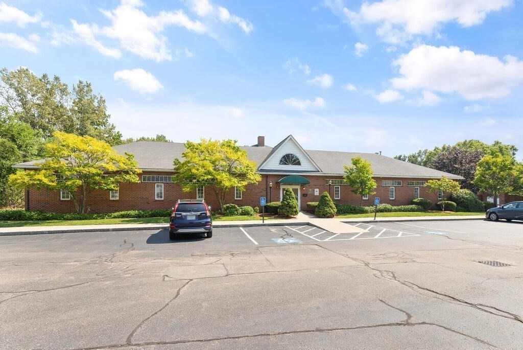 7 Conant Road, Unit 9 Winchester, MA 01890 - Photo 29 of 32