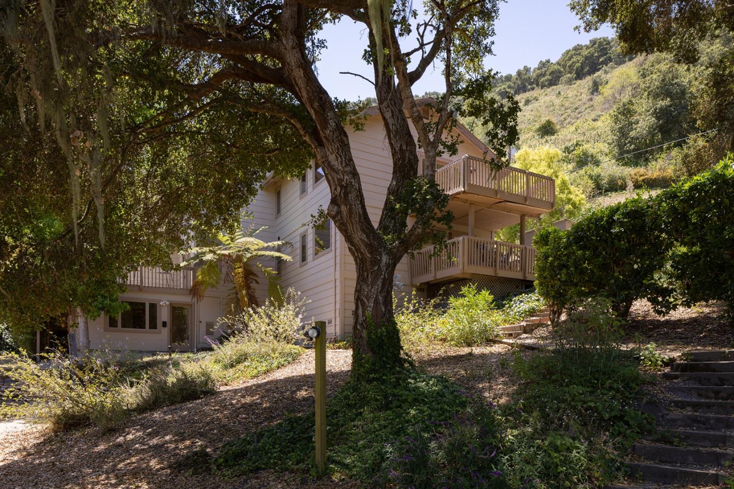 27461 Schulte Road Carmel, CA 93923 - Photo 31 of 33 Gallery Image 31
