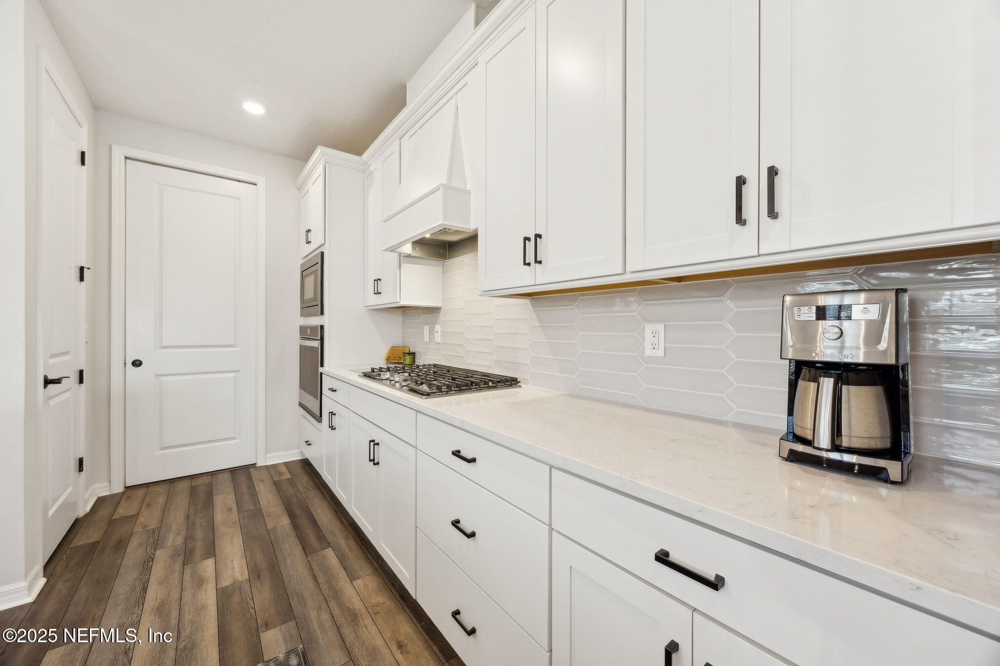 671 Jubilee Circle Yulee, FL 32097 - Photo 15 of 126 17-web-or-mls-28_671 Jubilee Cir