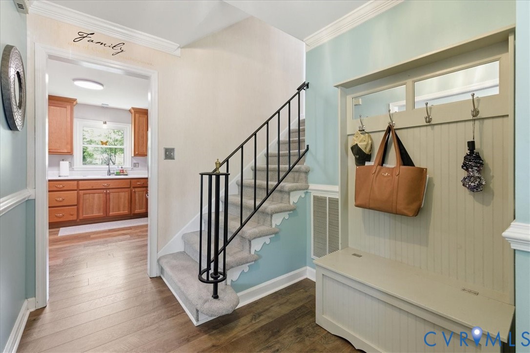 1311 Hermitage Road Colonial Heights, VA 23834 - Photo 7 of 30