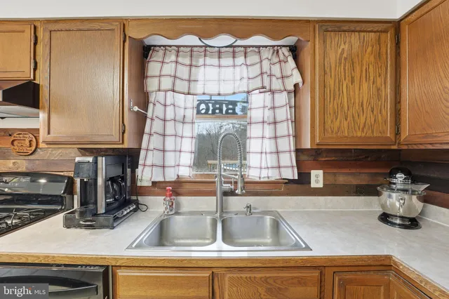 $479,000 | 14566 Snake Castle Road, Sumerduck, VA 22742