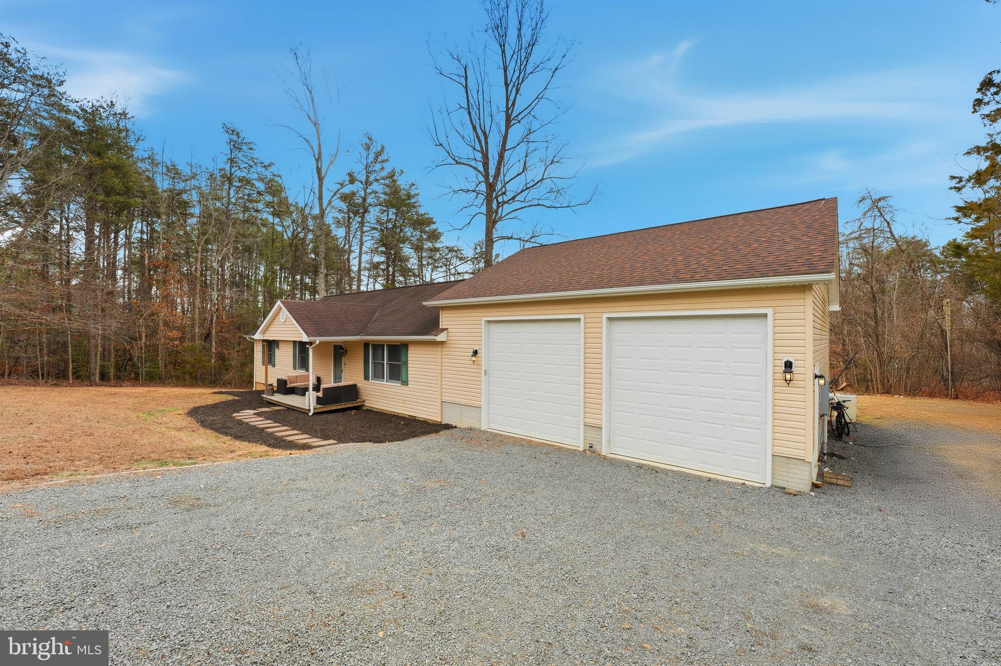 14566 Snake Castle Road Sumerduck, VA 22742 - Photo 3 of 40