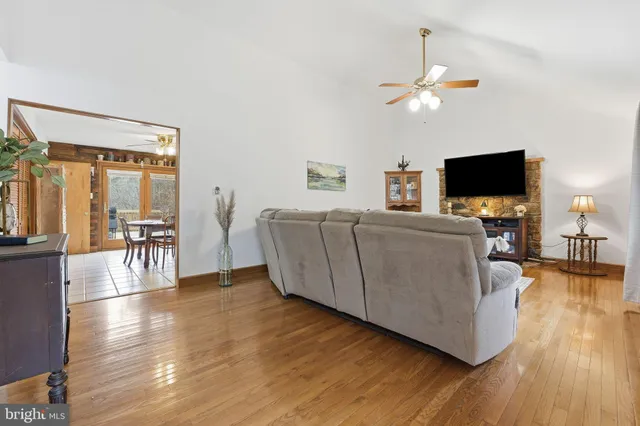 $479,000 | 14566 Snake Castle Road, Sumerduck, VA 22742