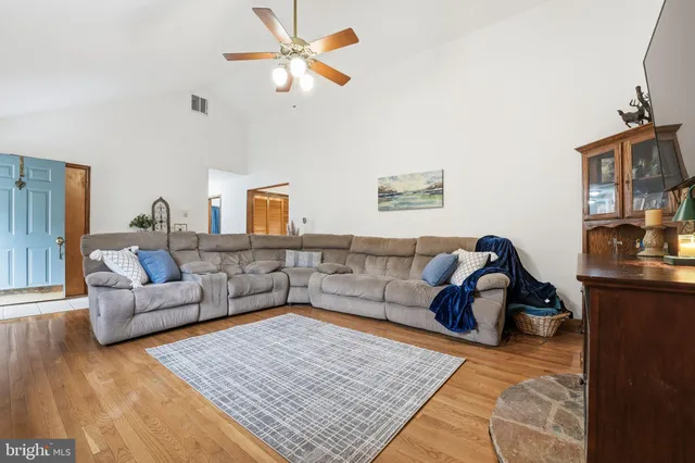 $479,000 | 14566 Snake Castle Road, Sumerduck, VA 22742