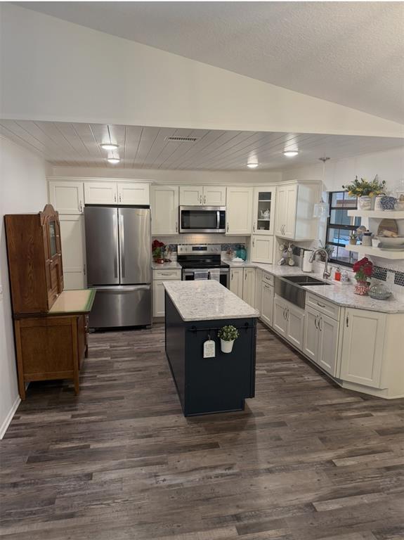 2810 Hilliard Isle Road Kissimmee, FL 34744 - Photo 9 of 55 Gallery Image 9