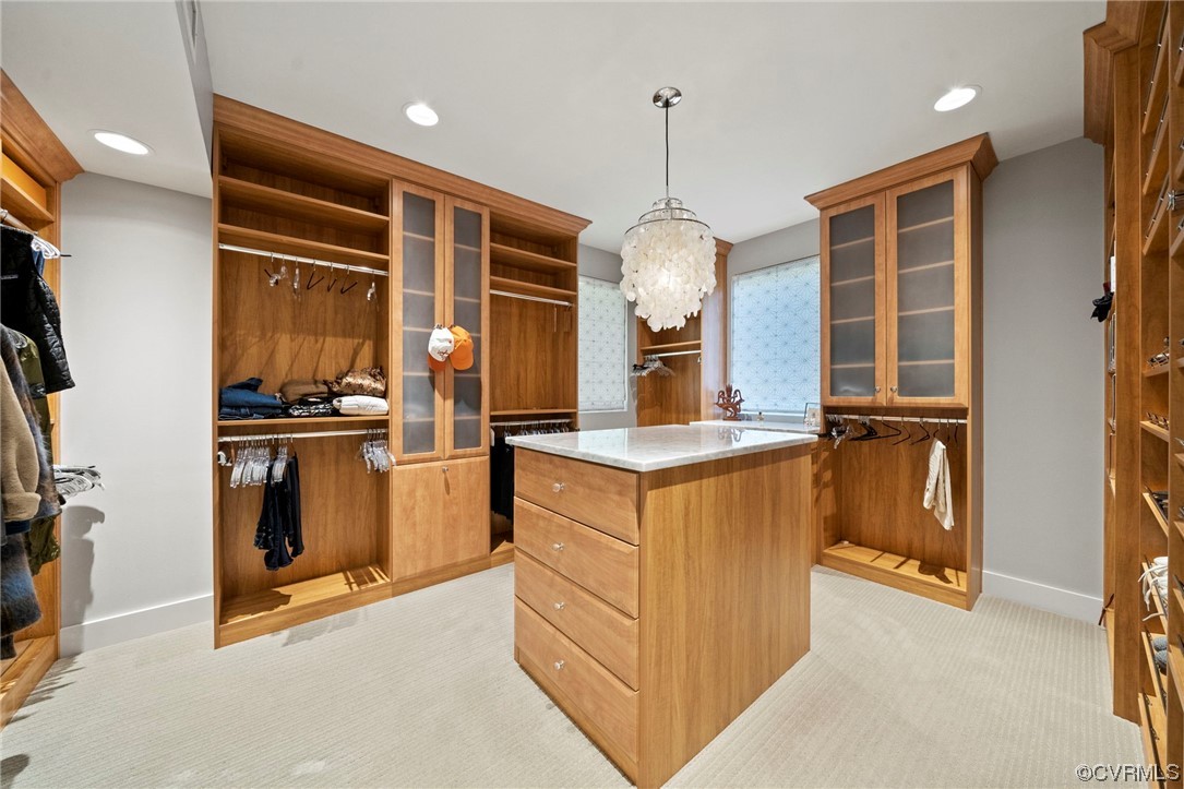 640 Walsing Drive Henrico, VA 23229 - Photo 23 of 37 a kitchen with windows and refrigerator