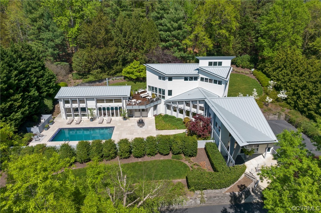 640 Walsing Drive Henrico, VA 23229 - Photo 36 of 37 an aerial view of a house with a big yard plants and large trees