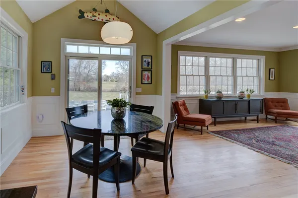 $1,849,995 | 154 Lincoln Avenue, Barrington, RI 02806