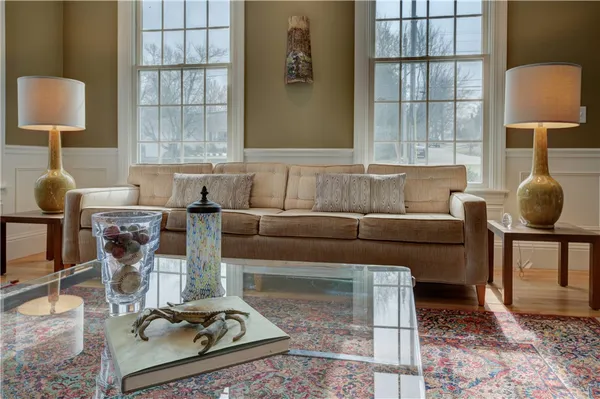 $1,849,995 | 154 Lincoln Avenue, Barrington, RI 02806