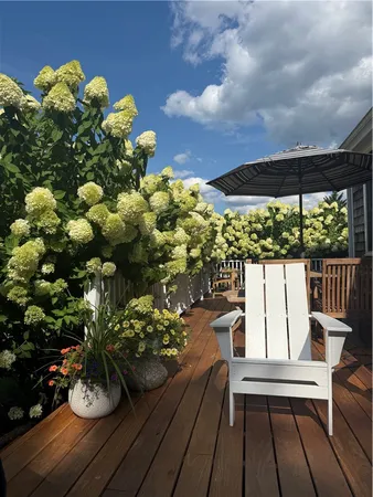 $1,849,995 | 154 Lincoln Avenue, Barrington, RI 02806