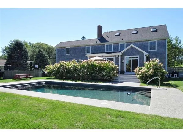 $1,849,995 | 154 Lincoln Avenue, Barrington, RI 02806