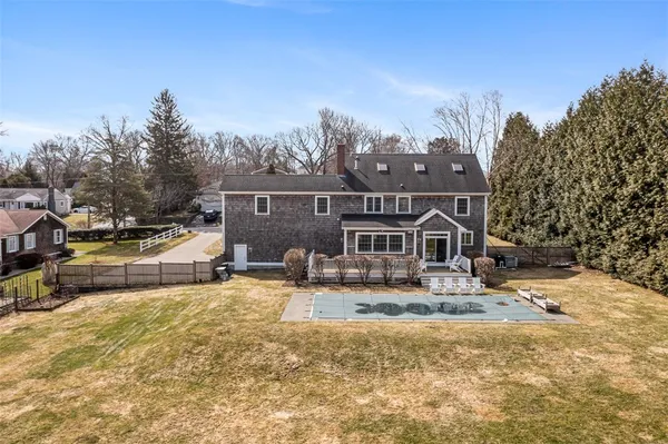 $1,849,995 | 154 Lincoln Avenue, Barrington, RI 02806