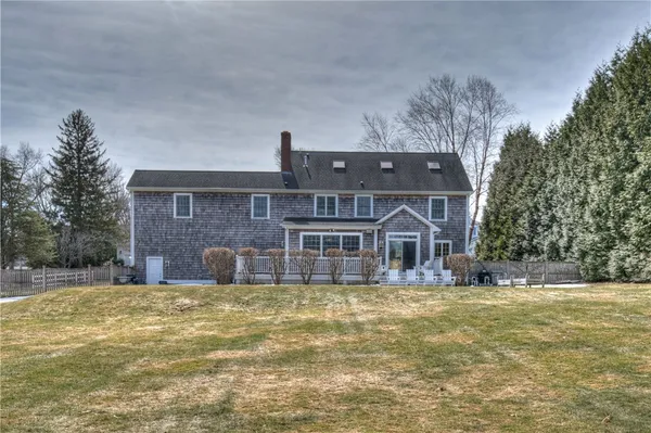 $1,849,995 | 154 Lincoln Avenue, Barrington, RI 02806