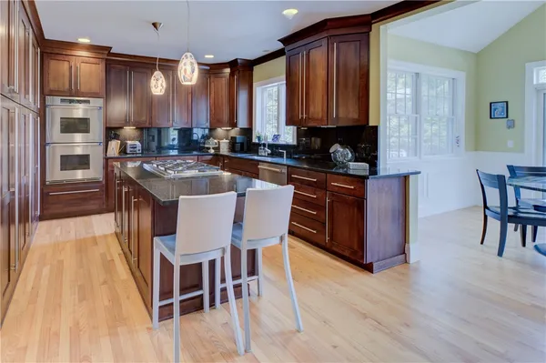 $1,849,995 | 154 Lincoln Avenue, Barrington, RI 02806