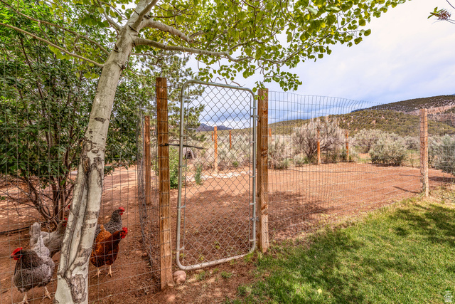 7343 North Sawtooth Cv Road Vernal, UT 84078 - Photo 38 of 64 Chain link fence with a gate
