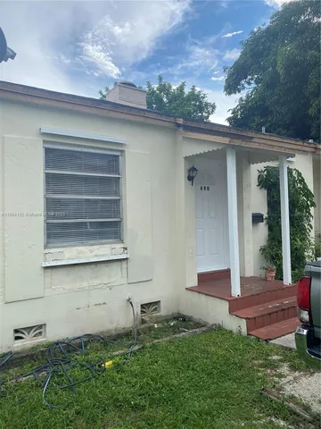 $2,132 | 490 Northeast 123rd Street, Unit E, North Miami, FL 33161