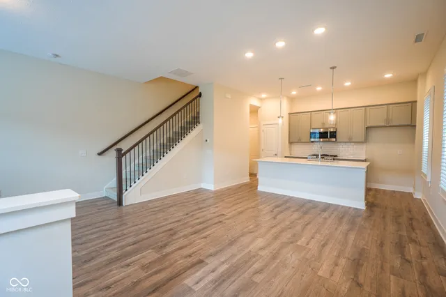 $2,499 | 537 Steinbeck Place, Carmel, IN 46032