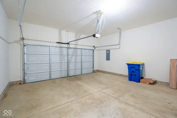 $2,499 | 537 Steinbeck Place, Carmel, IN 46032