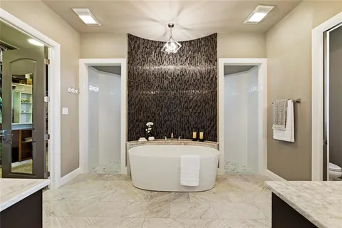 $899,000 | 110 Live Oak Court, Willow Park, TX 76087