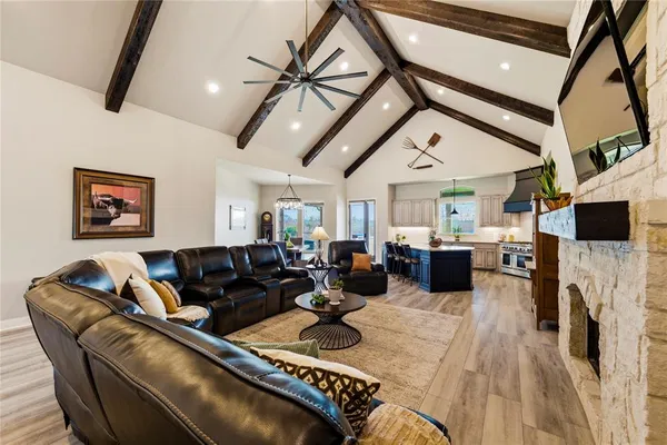 $899,000 | 110 Live Oak Court, Willow Park, TX 76087