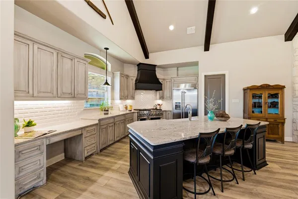 $899,000 | 110 Live Oak Court, Willow Park, TX 76087