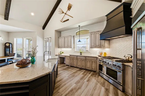 $899,000 | 110 Live Oak Court, Willow Park, TX 76087