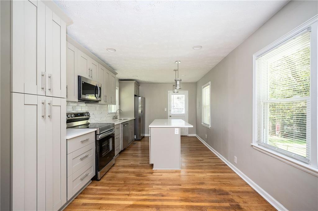 2823 McAfee Road Decatur, GA 30032 - Photo 9 of 28
