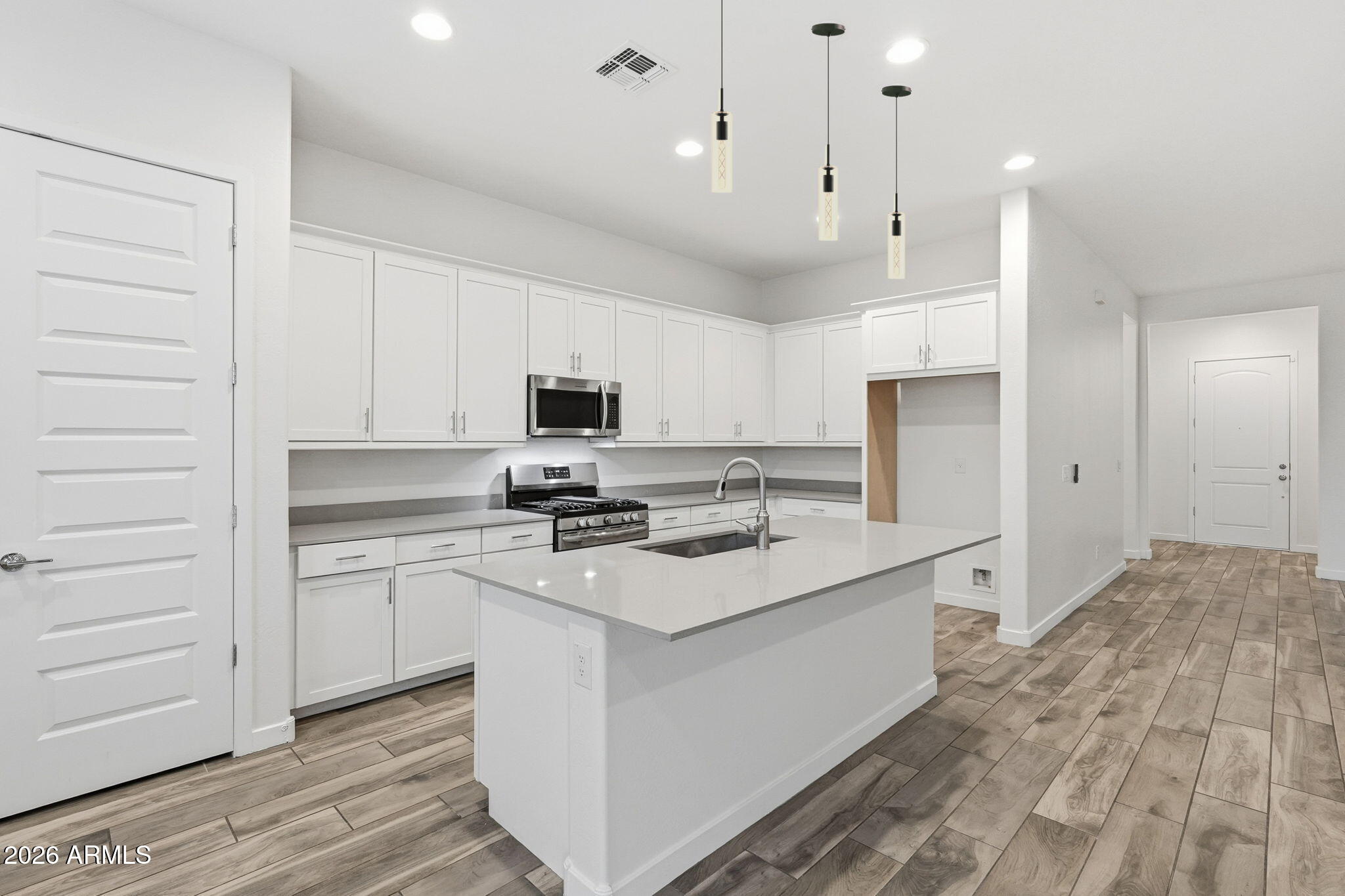 2522 West Pecan Road Phoenix, AZ 85041 - Photo 13 of 58 022_ListerPros