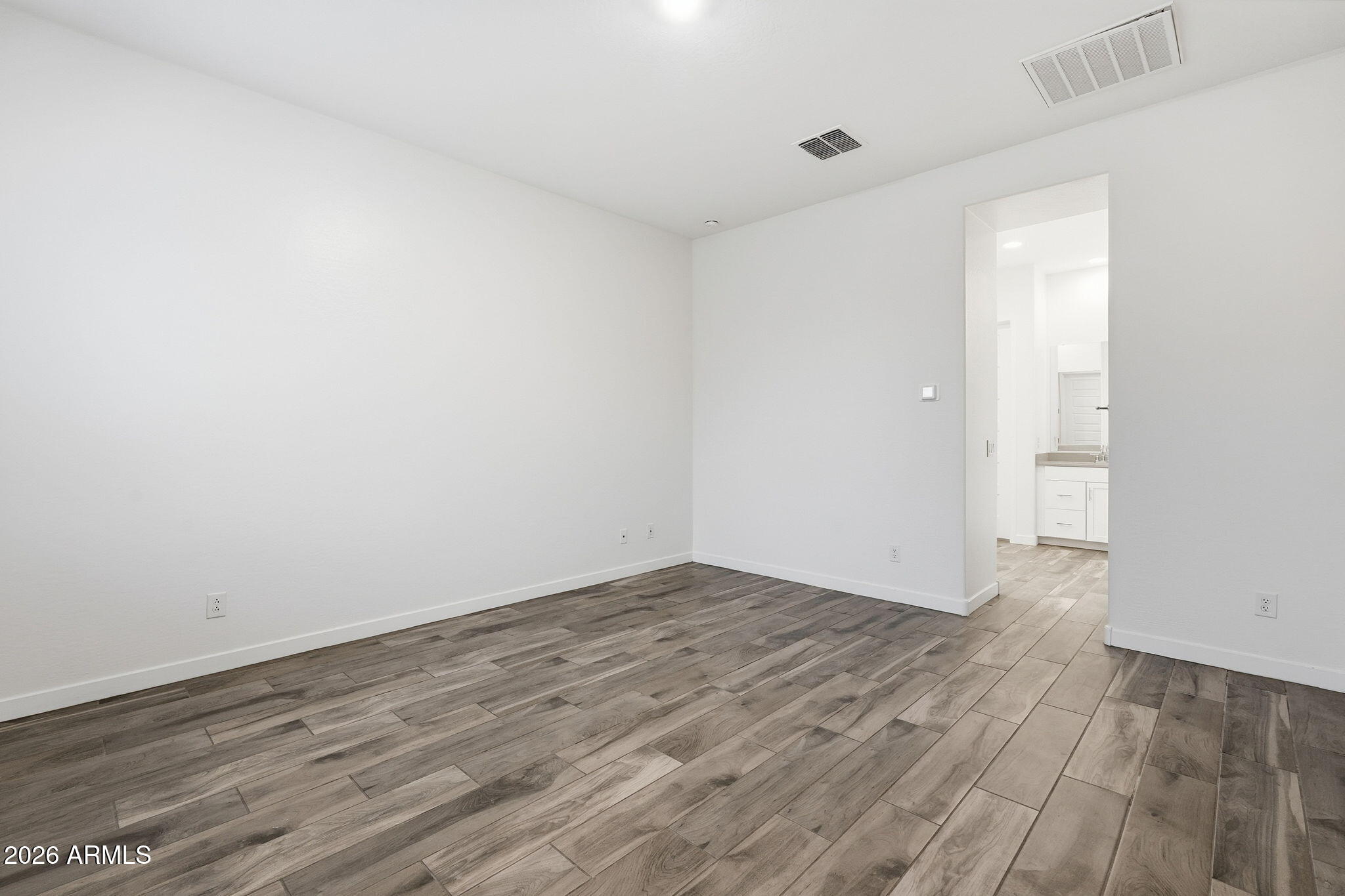 2522 West Pecan Road Phoenix, AZ 85041 - Photo 18 of 58 027_ListerPros