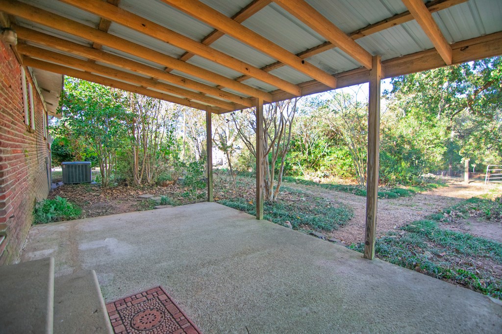 30 North G Street Hamilton, GA 31811 - Photo 16 of 35 a view of a patio with a outdoor space