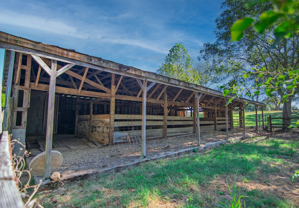 30 North G Street Hamilton, GA 31811 - Photo 25 of 35 a view of house with backyard and trees
