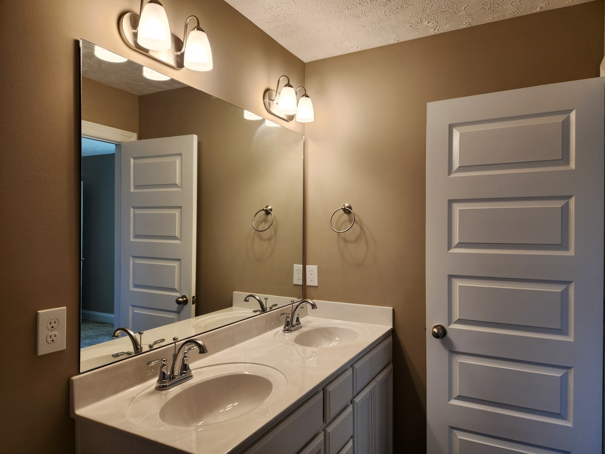 2005 Haystack Court Christiana, TN 37037 - Photo 17 of 59 Primary Bath features 2 Sinks and Extra Storage in the Cabinets.