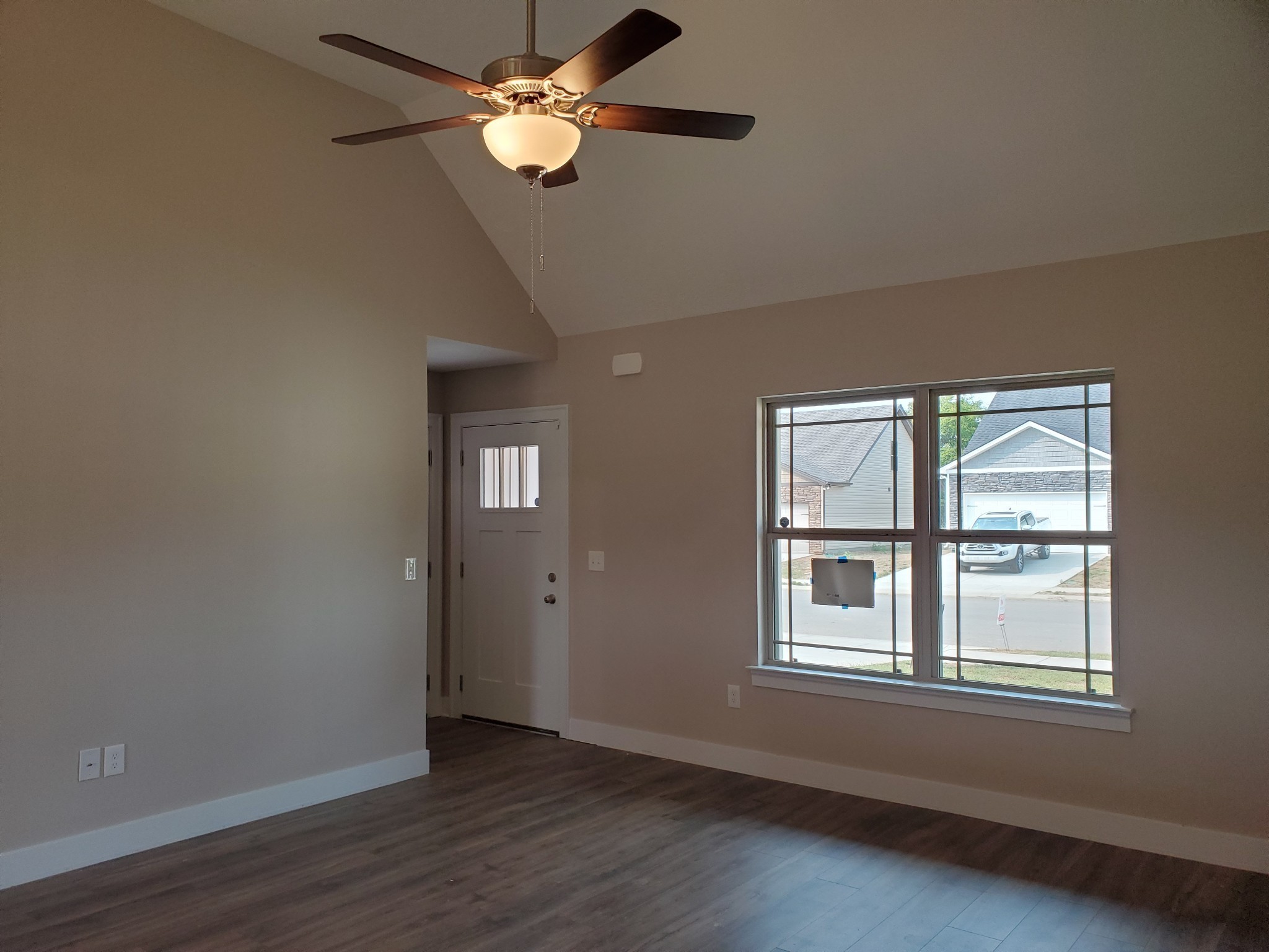 2005 Haystack Court Christiana, TN 37037 - Photo 5 of 59 Spacious Living Room has Vaulted Ceiling and Ceiling Fan. Picture of Similar House.