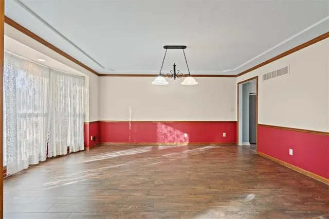 $500,000 | 1700 Sherman Avenue, Leavenworth, KS 66048