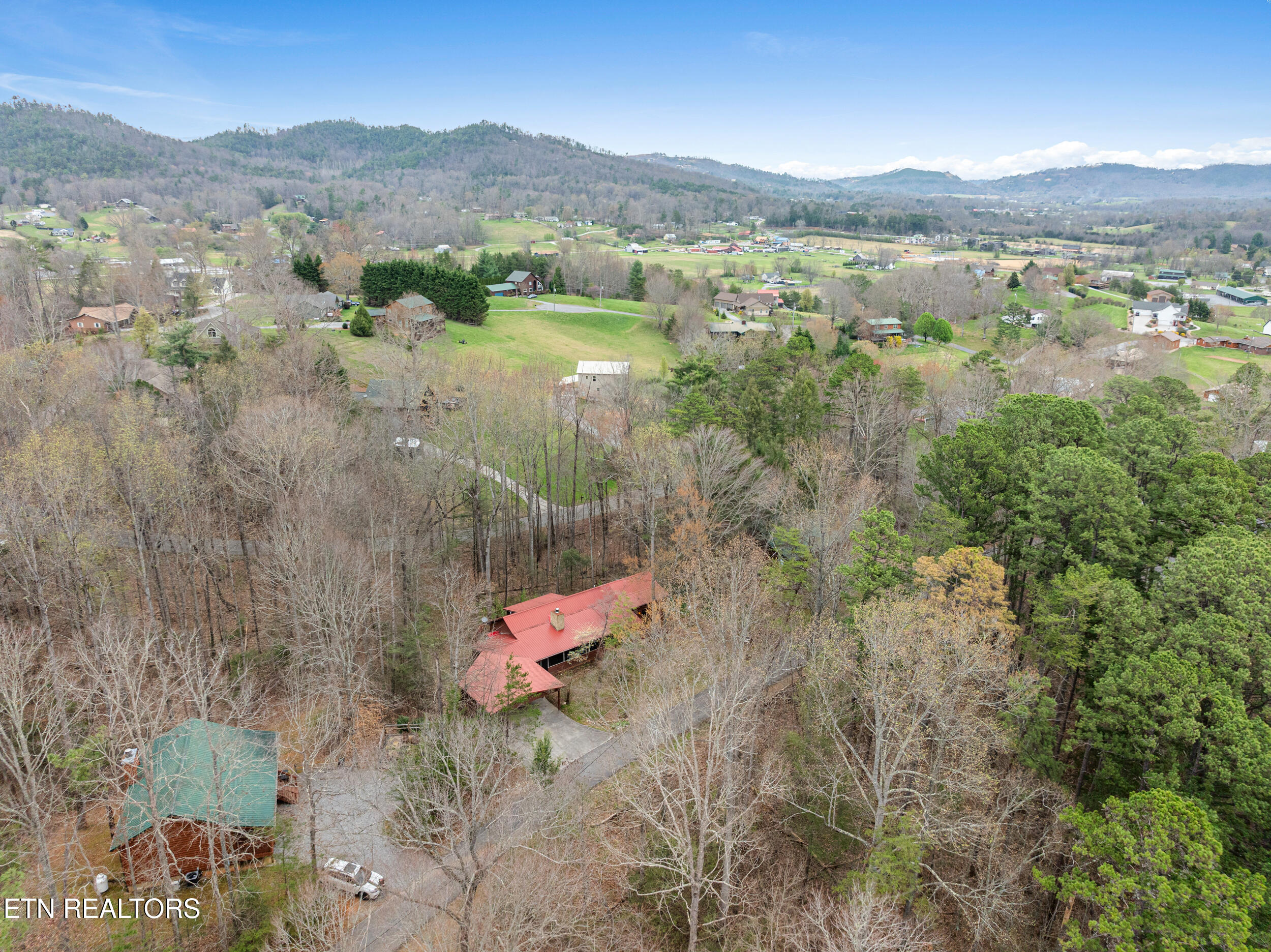 3820 Saddle Brook Way Sevierville, TN 37862 - Photo 3 of 45 3820 saddle brook-56