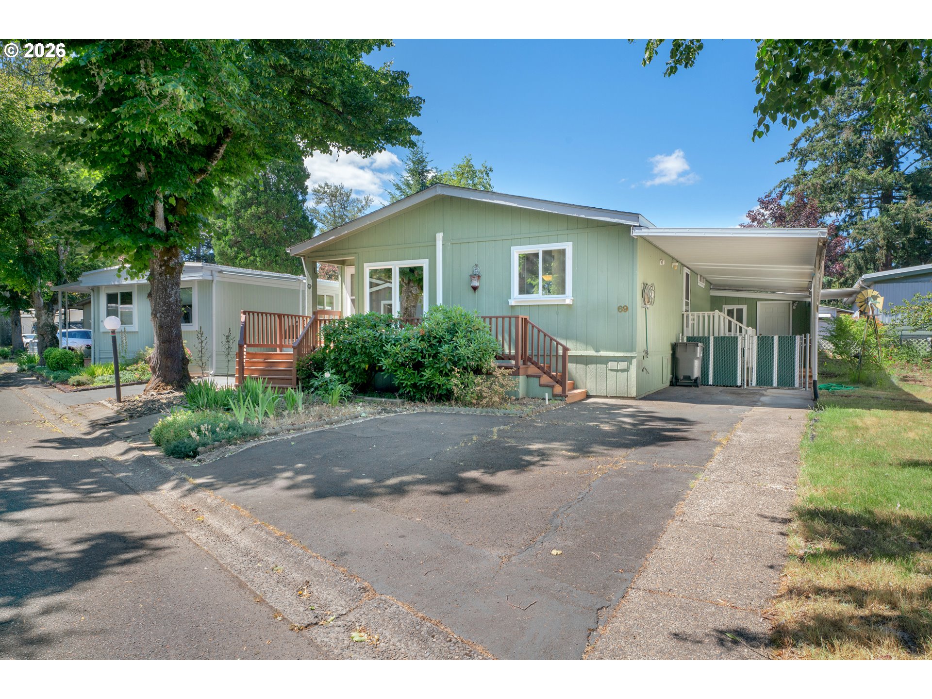 1475 Green Acres Road, Unit 69 Eugene, OR 97408 - Photo 2 of 30 Driveway