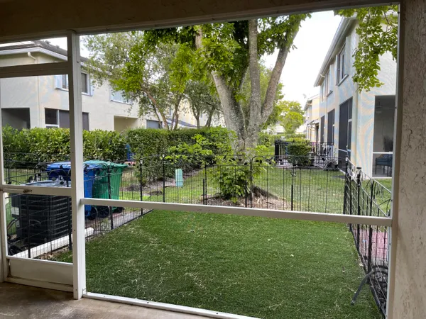 $2,600 | 5659 Northwest 99th Lane, Coral Springs, FL 33076