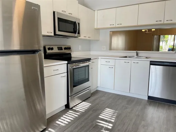 $2,600 | 5659 Northwest 99th Lane, Coral Springs, FL 33076