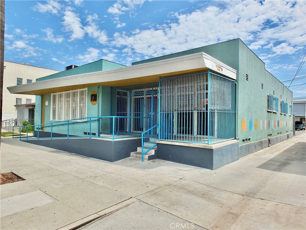 830 Atlantic Avenue Long Beach, CA 90813 - Photo 1 of 75