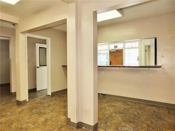a bathroom with a toilet