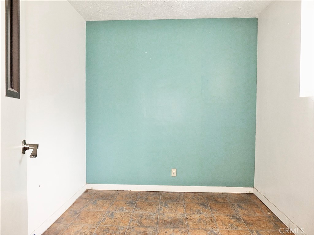 830 Atlantic Avenue Long Beach, CA 90813 - Photo 51 of 75 a view of a small space