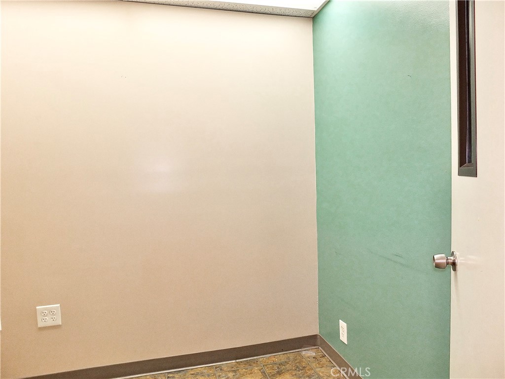 830 Atlantic Avenue Long Beach, CA 90813 - Photo 73 of 75 a view of a small space