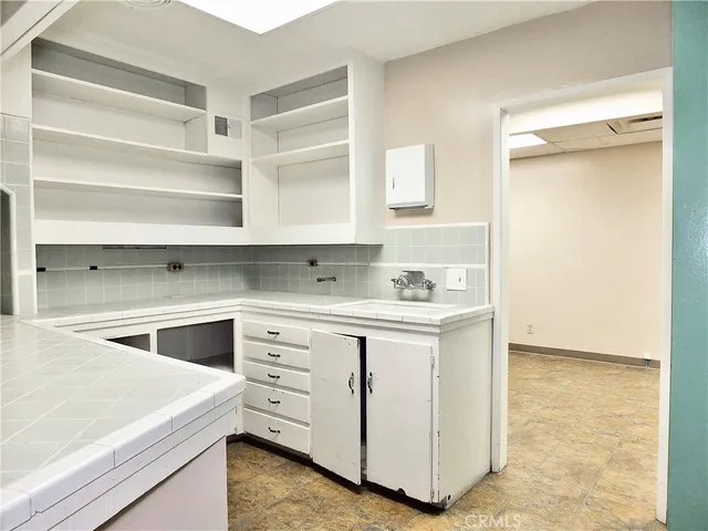 $1,444,860 | 830 Atlantic Avenue, Long Beach, CA 90813