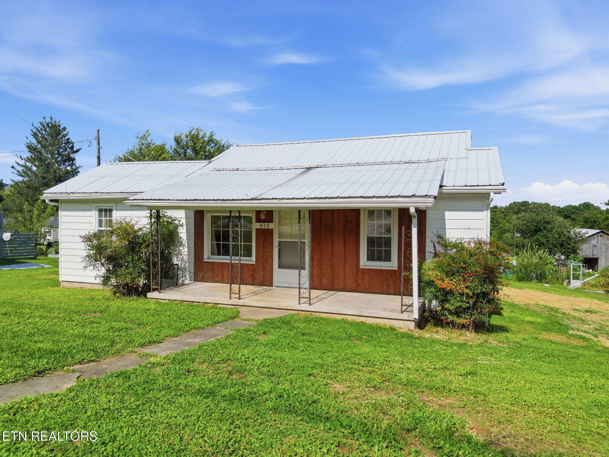 415 Island Ford Road Jacksboro, TN 37757 - Photo 33 of 39 2-web-or-mls-DJI_0257