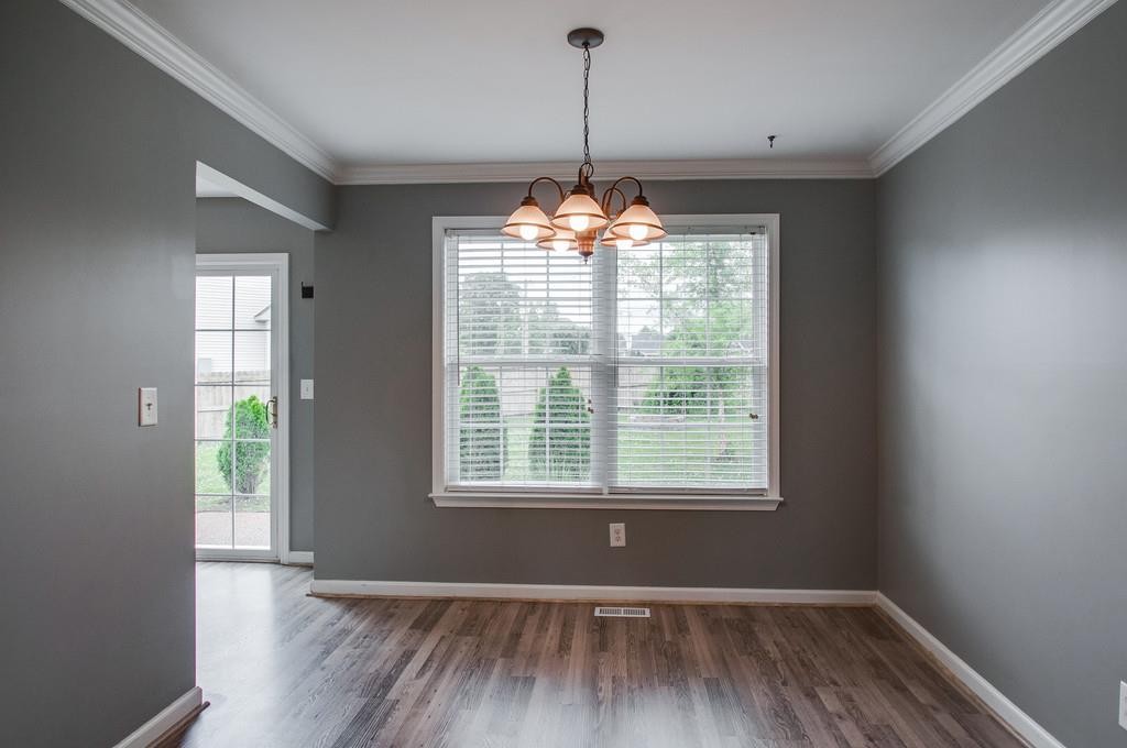 1009 Golf View Way Spring Hill, TN 37174 - Photo 3 of 23 Gallery Image 3